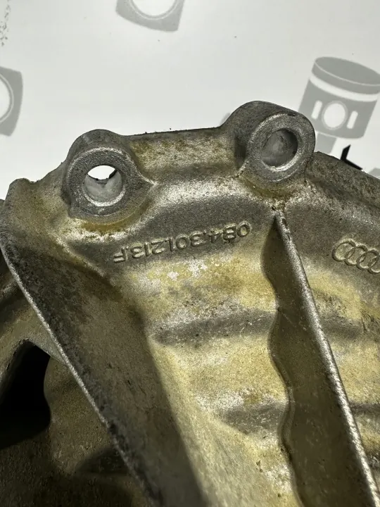 Carcasa trasera caja Audi S-Tronic OEM 0B4301213F image 4