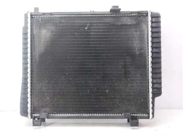 Chłodnica wody Mercedes C W202 2.2 D 1993-2001 image 3