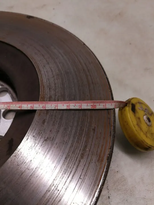 Gebrauchte Audi OE Vorderbremsscheibe OEM ARA198846 image 4
