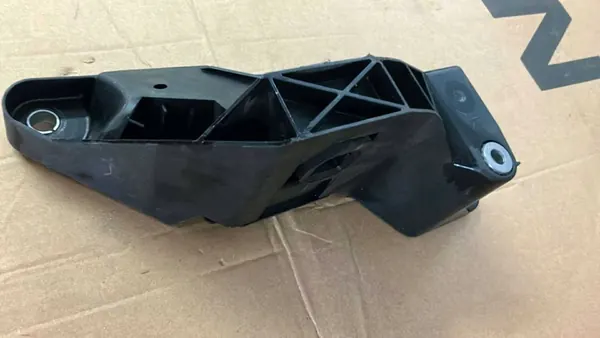 CHRYSLER PACIFICA 2021 Soporte de Radiador Superior Derecho 68292238AB image 5