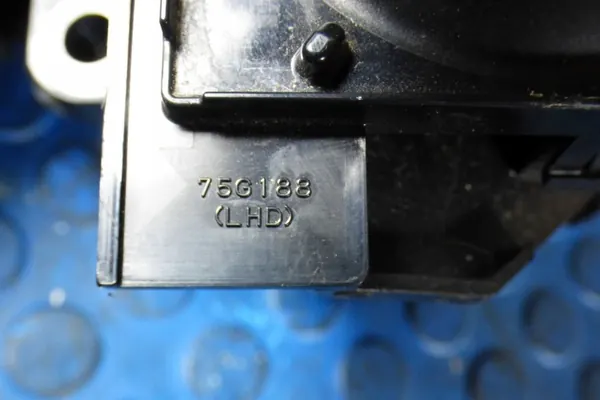 Toyota Auris II Versnellingspook OEM CART75G188 Gebruikt image 5