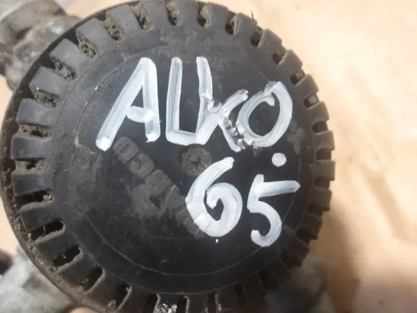 Vanne de relais Renault Magnum image 8