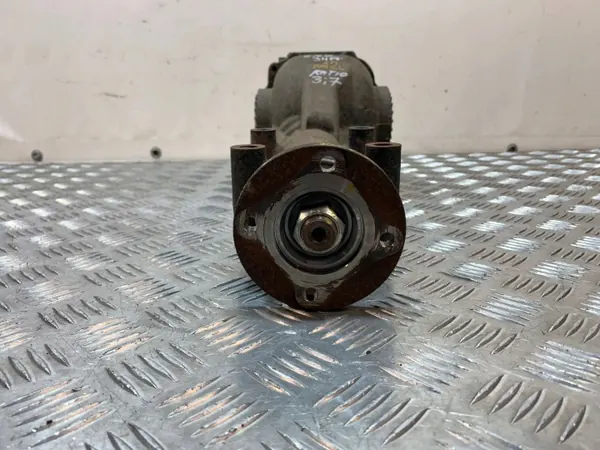 Différentiel arrière Subaru OEM 96000S - Occasion image 3