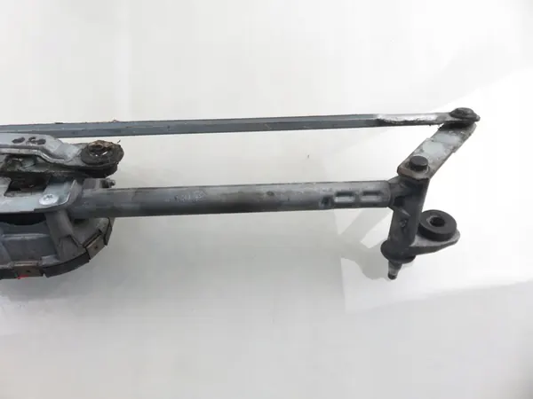 Etupyyhkijän mekanismi VW Golf VI 2008-2013 image 3