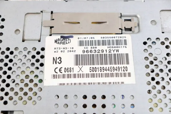 OEM 96632912YW Peugeot 407 Tehdasradio CD-soitin image 6