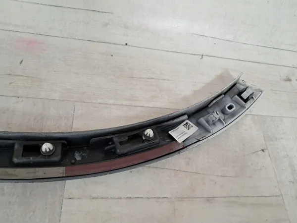 Audi Q7 4M0 Takasivun Vasen Lokasuojus OEM 4M0853817E image 4