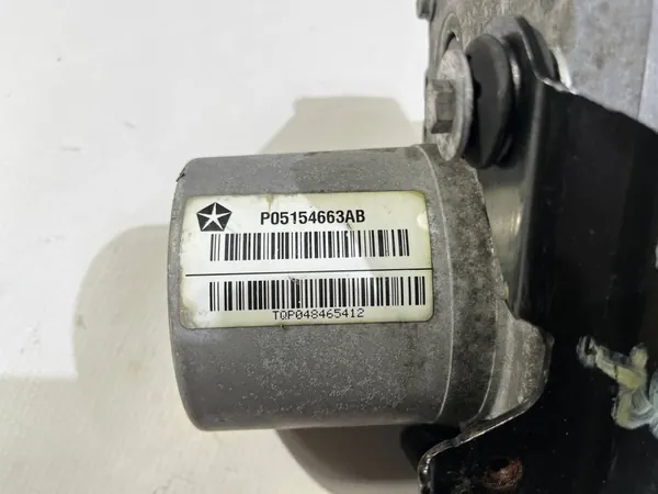 Bomba de direção assistida Dodge Durango 2015 OEM 05154663AB image 5