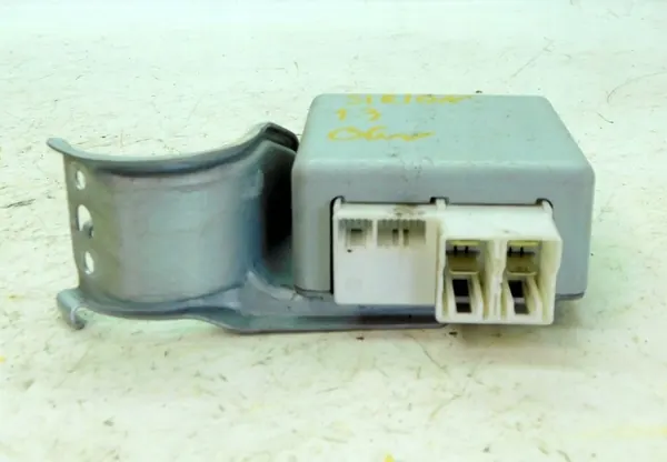 Daihatsu Sirion 2006 1.3 Module Direction Assistée 89650-B1030 image 3