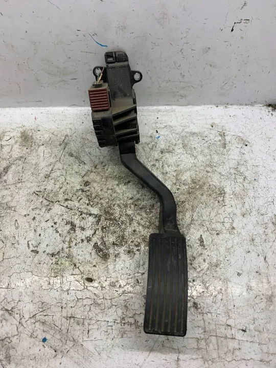 Gaspedaalpotentiometer OEM 1369473080 image 2