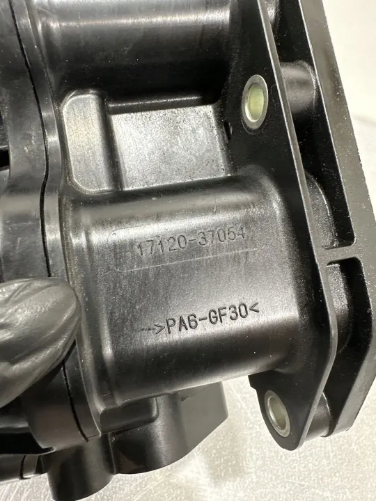 Imusarja Lexus CT 200H 2013 OEM 1712037054 image 5