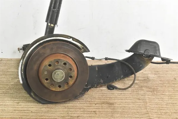 Mozzo Direzionale Posteriore Destro 2WD Audi Q3 8U Tiguan 5N OEM image 2