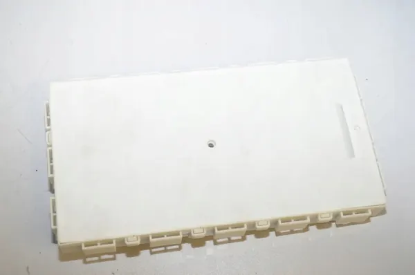 BMW Moottorinohjain DME BDC OEM 6825531 image 3