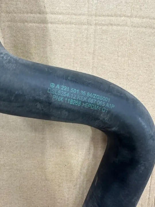 Waterleiding Mercedes W221 S-Klasse image 2