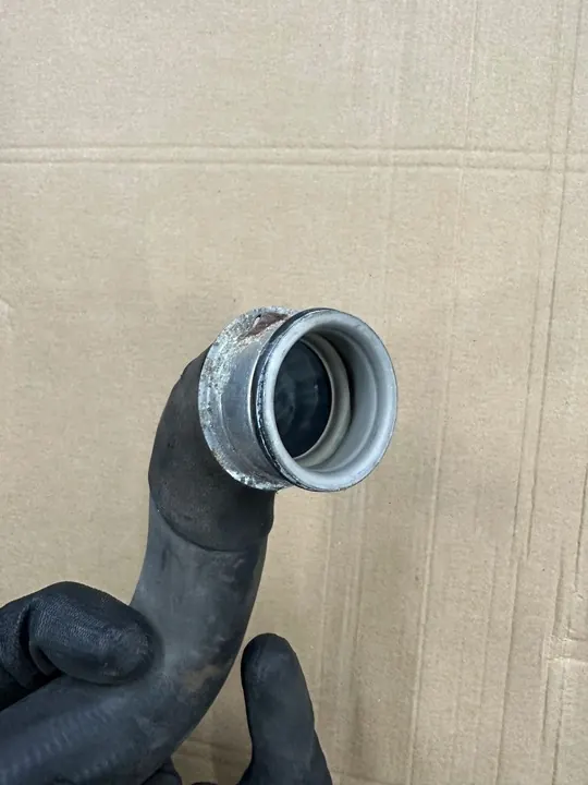 Waterleiding Mercedes W221 S-Klasse image 3