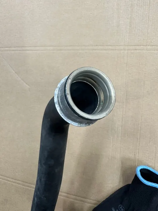 Waterleiding Mercedes W221 S-Klasse image 4