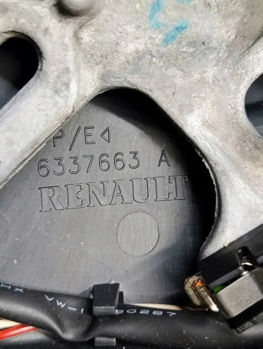 Lenkrad Renault Captur I LIFT 13-19 484005241R image 9