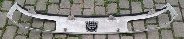 VW Passat B3 Grille 88-92 image 6