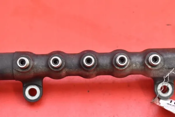 Rail d'injection OEM mamAUTO-1003920- Toyota Avensis image 10