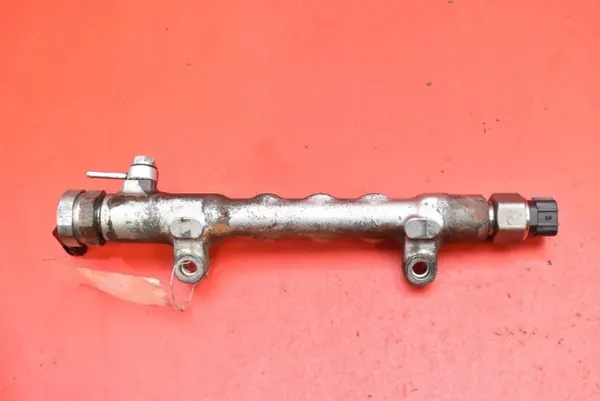 Rail d'injection OEM mamAUTO-1003920- Toyota Avensis image 3