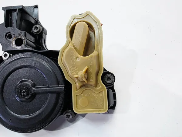 Öljyseparatori Audi A4 B9 A5 Q5 FY 2.0 TFSI 06K103495AN image 5