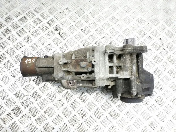 Mitsubishi jakovaihteisto OEM 067023 - Käytetty image 2