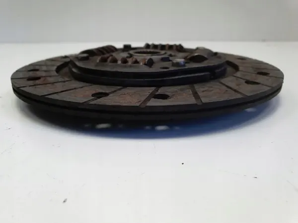 Kytkinlevy ja painelaakeri Nissan Micra K13 1.2 image 10