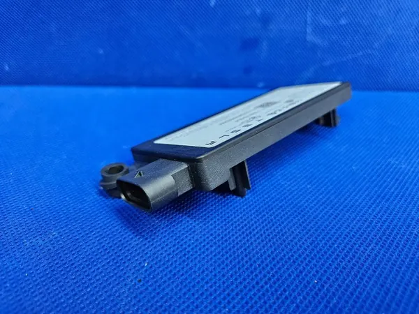 Module Antenne Bluetooth Tesla Y OEM 1508179-00-F image 4