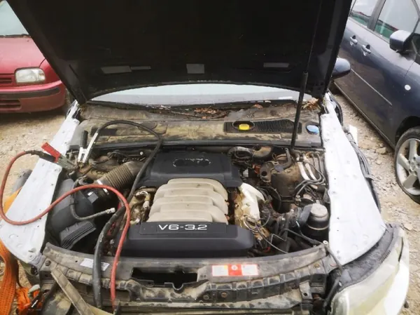 Colector de Escape OEM 06e253034e Audi A6 3.2L image 8