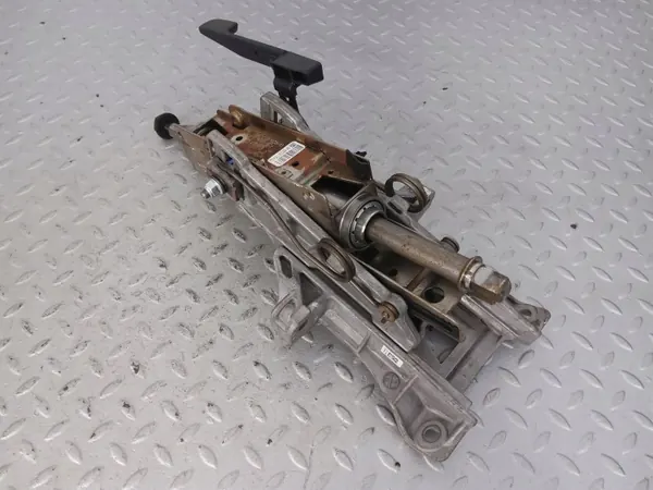 Ohjauspyöräakseli Ford Mustang VI 2016 OEM FR3C3C529AD image 6