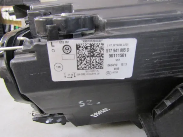 Farol dianteiro Volkswagen Sportsvan ES 2018-2020 OEM 517941005D image 6