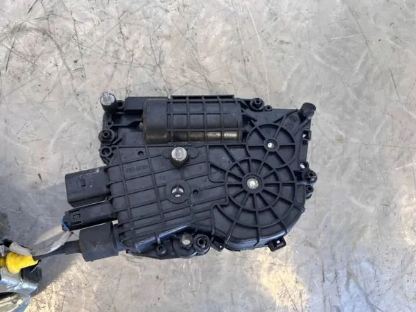BMW X5M E70 Arrêt de porte OEM 7167579 Gauche Avant image 4
