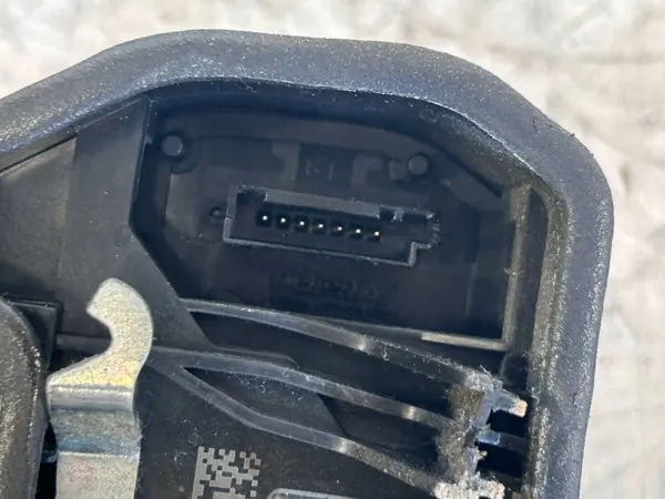 BMW X5M E70 Arrêt de porte OEM 7167579 Gauche Avant image 5