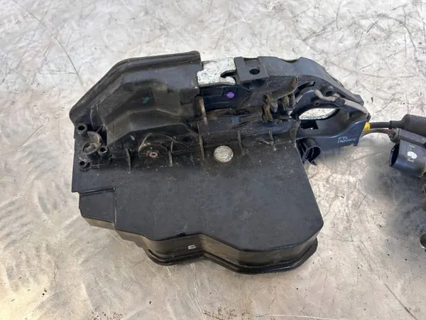 BMW X5M E70 Arrêt de porte OEM 7167579 Gauche Avant image 7