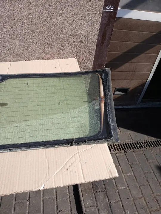 Vidro traseiro de porta-malas OEM SZYBA TYLNA W KLAPE SKODA FABIA I HB image 6
