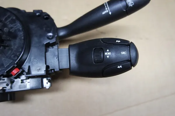 Gecombineerde schakelaar Citroen Berlingo B9 Peugeot Partner 2018 image 2