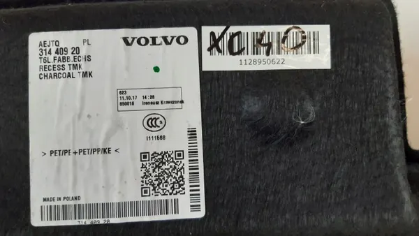 Alfombrilla maletero Volvo XC40 OEM 31440920 - Usado image 7