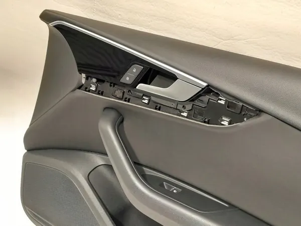 OEM 8W0867134 Audi A4 B9 Türverkleidung Rechts Vorne image 3