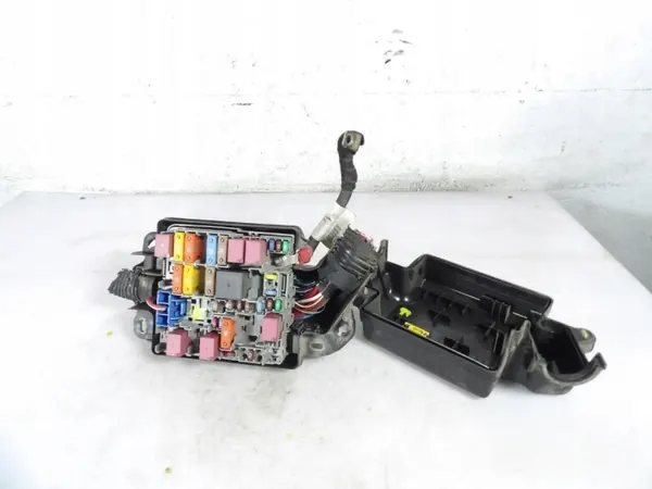 Zekeringkast Fiat Tipo Lift 1.0T OEM 52102541 image 2