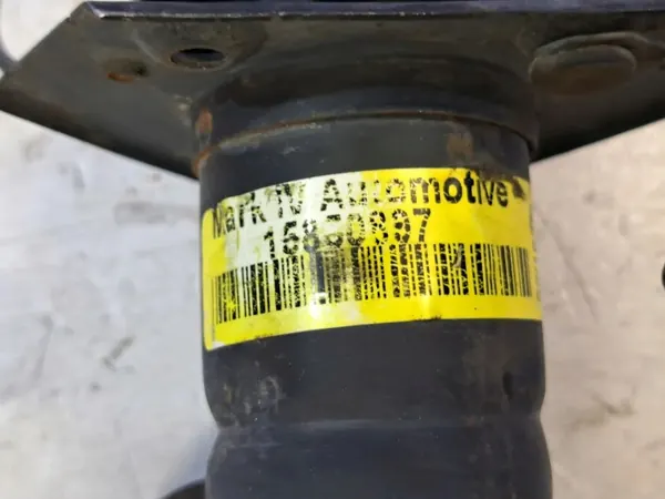 OEM 15850897 Tankklappe für Chevrolet Tahoe image 3