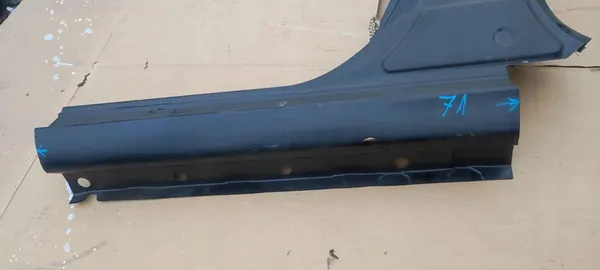 Revestimento do pilar B esquerdo Toyota Auris II 61312-02261 image 5