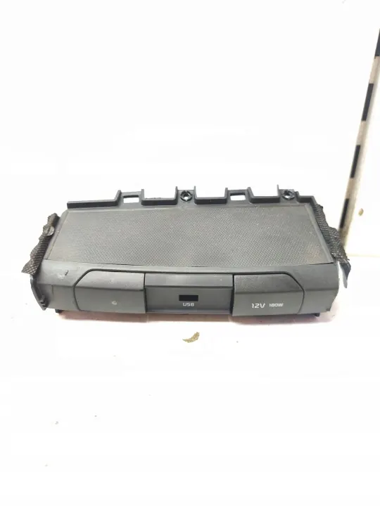 USB-Zigarettenanzünder-Abdeckung OEM 95121G6000 für Rio IV image 2