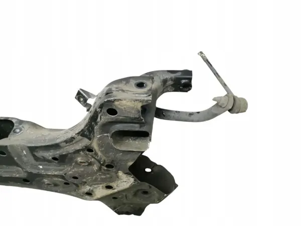 Subchasis delantero Kia Ceed 2020 OEM 62401J7AB0 image 5