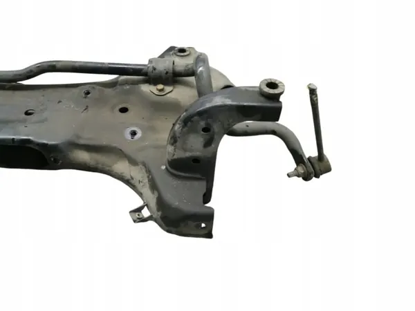 Subchasis delantero Kia Ceed 2020 OEM 62401J7AB0 image 7