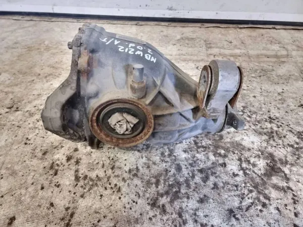 Mercedes-Benz OE 2123508903 Gebrauchtes Hinterachsdifferential image 3