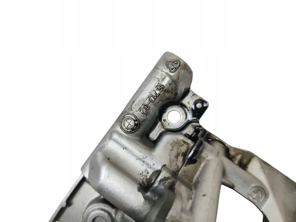 Begagnad BMW oljepump OEM 7805316 15713-02 image 4