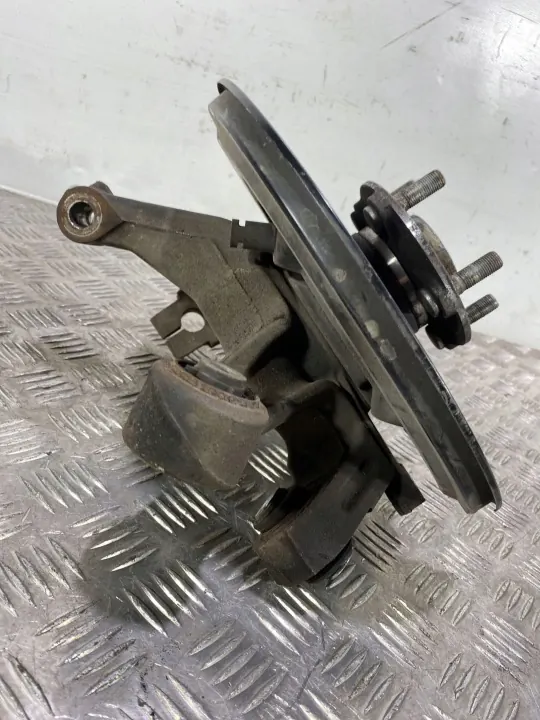 Toyota GT86 bakhjulsnav OEM FBZ8237 image 4