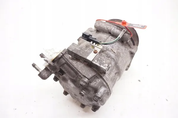 Volvo V60 S60 II Ilmastointikompressori 31369699 image 3