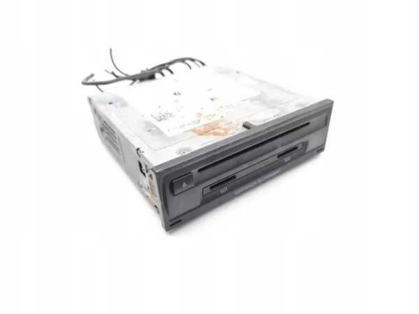 Station multimédia VW Passat OEM 3Q0035874 GPS/CD/DVD image 2