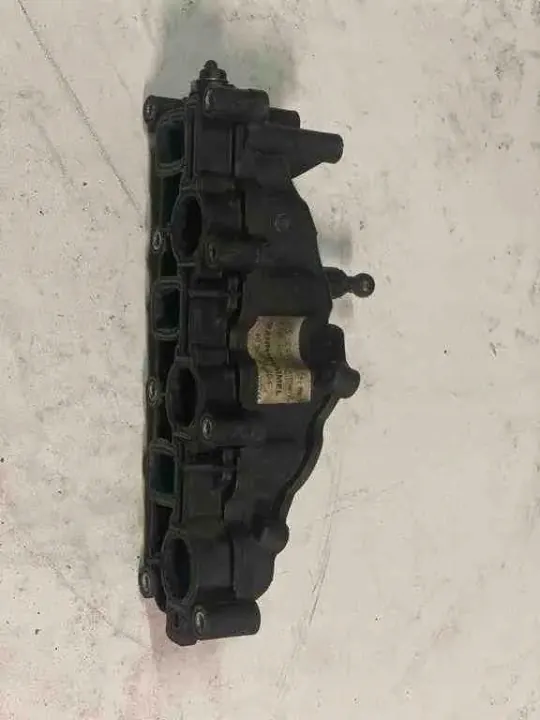 Insugningsgrenrör OEM 1052522S04 för Audi A4 Avant image 2