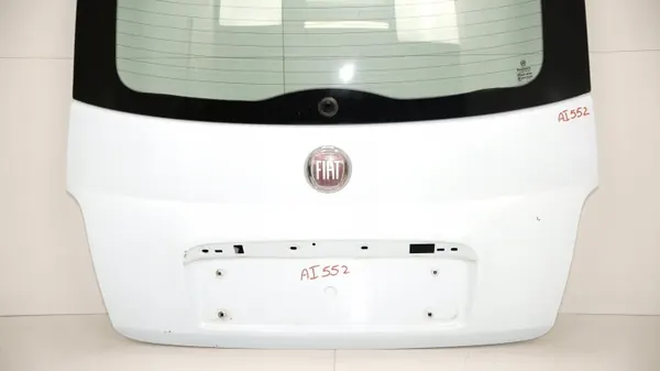 Fiat 500 07-14 Baklucka OEM 360180323 - Begagnad image 3